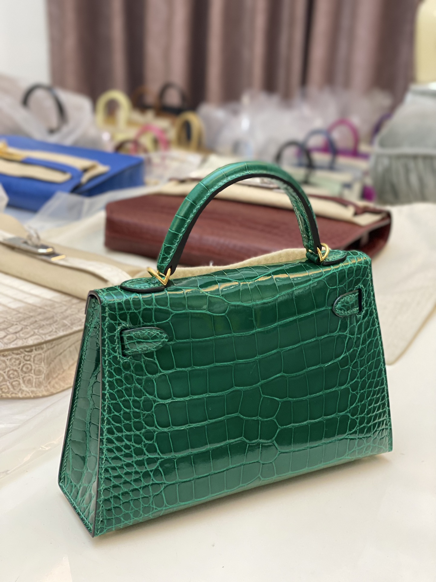 Hermes Kelly Mini II Bag 19CM In Vert Vertigo Shiny Alligator Leather